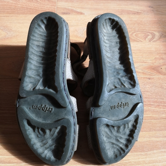 Trippen Penna Arch Sandals - Picture 4 of 8